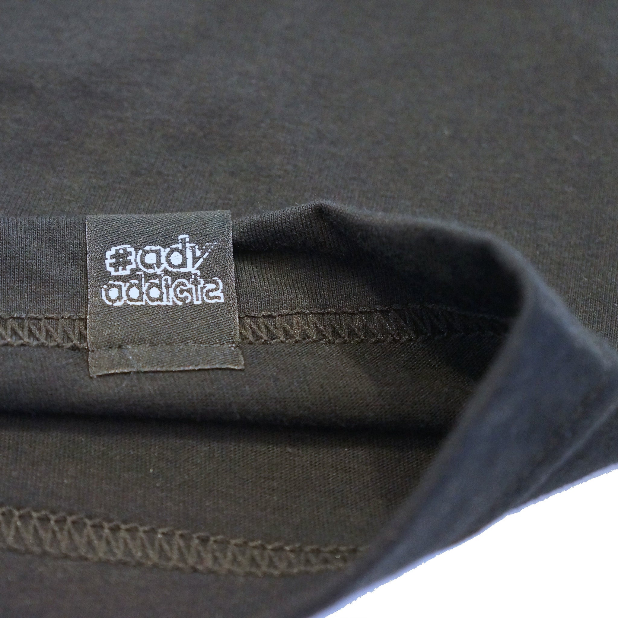 ADDICTS TEE