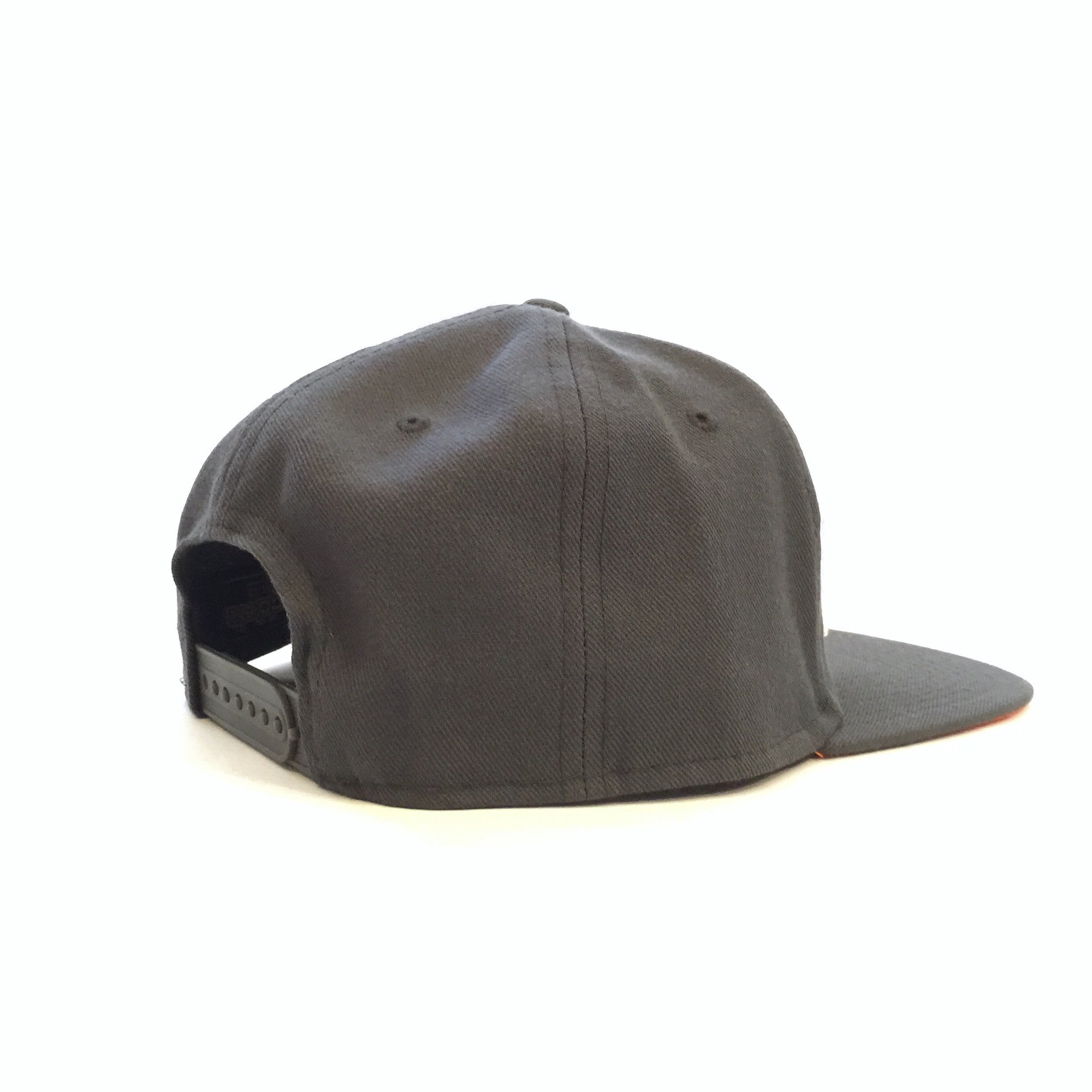 RAMBLE SNAP BACK - Charcoal / Orange